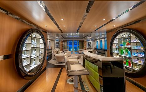 Superyacht Scott Free main saloon bar area