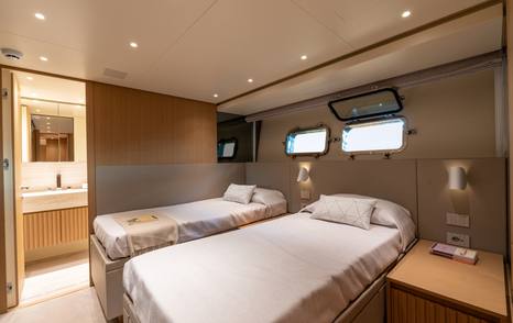 Sanlorenzo-SL90A-twin-cabin