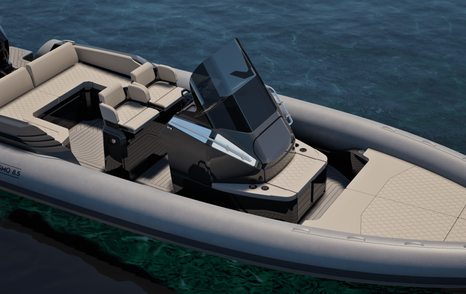 Rendering of Lomac Turismo 8.5m RIB foredeck