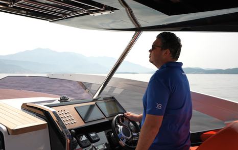 Dominator-Midi-Ilumen-M35-jack-haines-helm