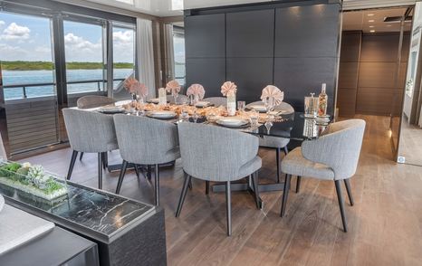 Custom Line Navetta 42 Motor Yacht Future indoor dining area 