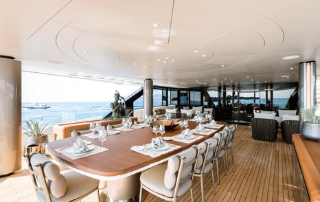 Casino-Royale-bridge-deck-aft-dining