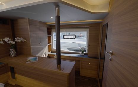 Aquila-46-Yacht-Review-owner-cabin-bureau