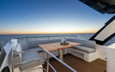 Sunseeker Manhattan 55 design