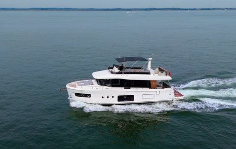 Beneteau-Swift-Trawler-54-Review-running-profile