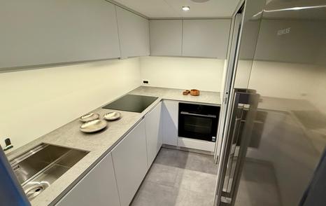 Pershing-8X-Review-galley