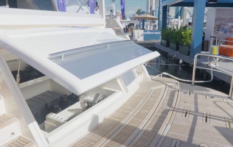 Riviera-78-Motor-Yacht-Enclosed-Bridge-Deck-Review-transom-storage