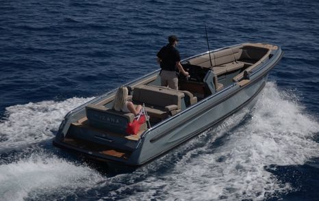 Evene Origin 71 superyacht tender underway