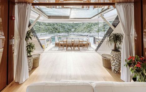 Superyacht Erolia main aft deck with alfresco dining 