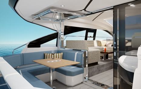 Fairline Targa 47 stern with dining area
