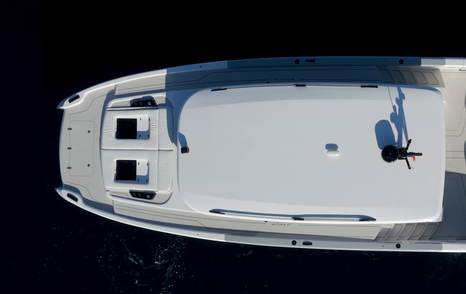 Sunreef-Ultima-55-Review-foredeck-overhead