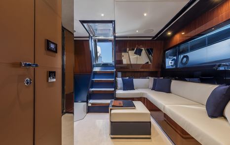 Riva-Dolceriva-Review-saloon