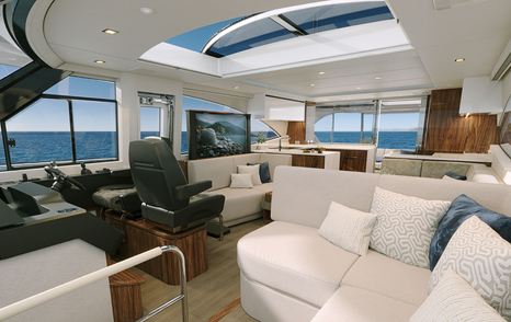 Riviera 6200 Sport Yacht Platinum Edition saloon and helm station 