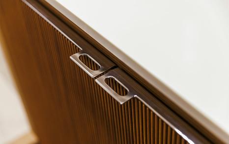 Cranchi-Sessantadue-62-fluted-cabinet