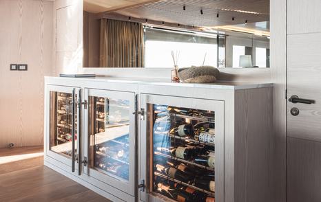 Numarine 40MXP Superyacht wine cabinet