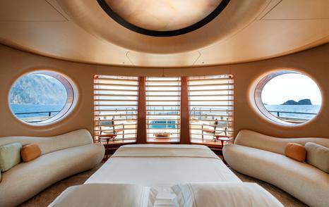 Rossinavi Superyacht Heed master cabin