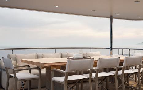 Moonen superyacht Lollipop flybridge dining area 