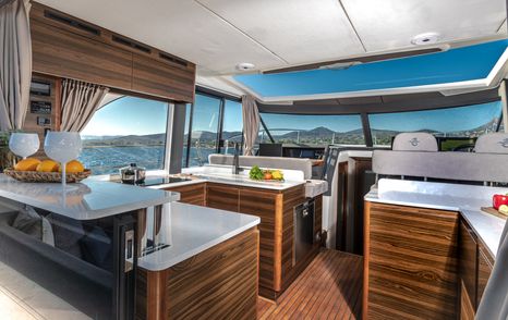 440-Marex-galley-overview