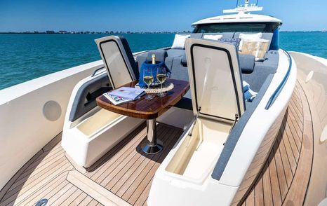 Scout-670-LXS-Review-foredeck-storage