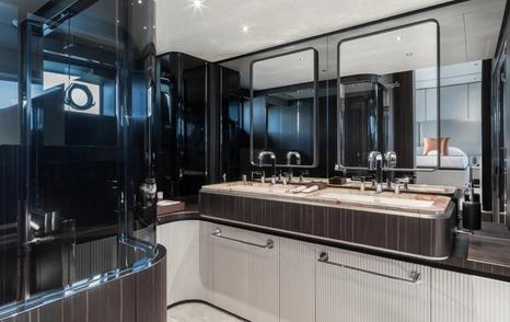 Ferretti-940-Review-owner-cabin-ensuite