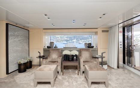 Motor Yacht MOCEAN II's interior lounging area