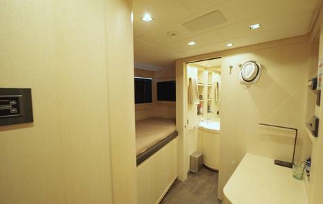 Mangusta-GranSport-54-Review-captains-cabin