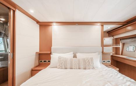 Ferretti motor yacht Samkara VIP cabin with double bed 