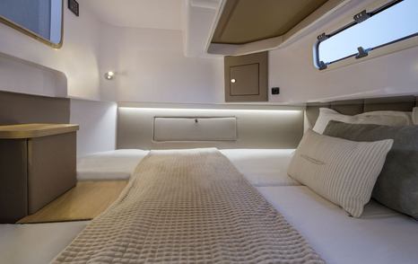 Technohull XPD 46 boat guest cabin
