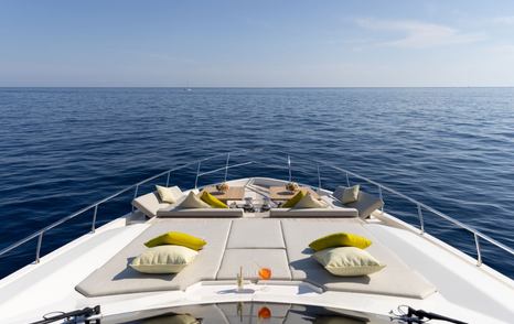 Ferretti yacht Alegria II foredeck with sun pads 