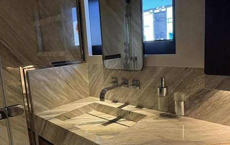Anadolu Shipyard superyacht Aisha marble ensuite  
