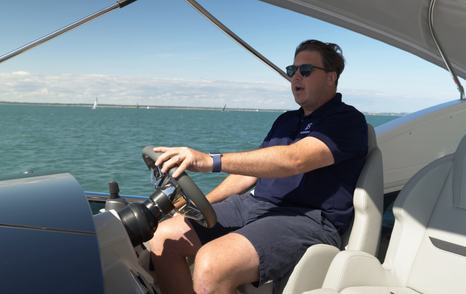 Absolute-47-FLY-Review-jack-haines-helm-chair