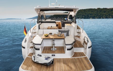 Bavaria-SR41-aft-deck