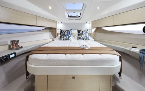 Yacht Double Cabin