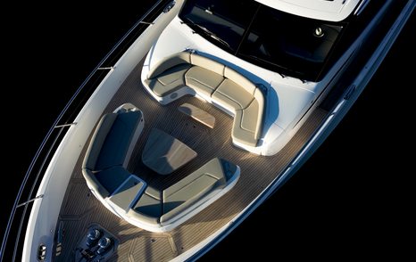 Princess-S80-foredeck-overhead