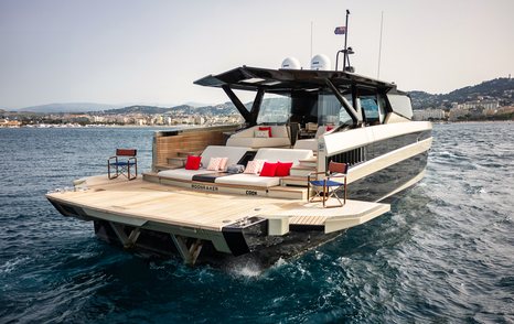 Wally-wallywhy100-aft-deck