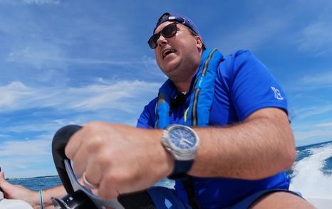 Williams TurboJet 280MX being driven hard during sea trial