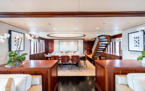 Explorer yacht Zexplorer main saloon seating and dining area