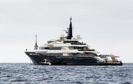 Superyacht ALFA NERO underway, surrounded by sea