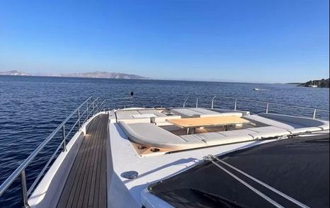 Azimut superyacht Dagusha V foredeck seating and sun pads 