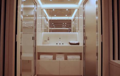 AB-120-Review-owner-ensuite