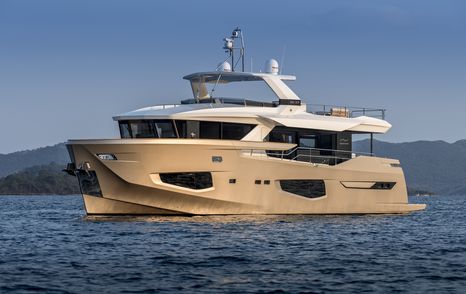 Numarine yacht