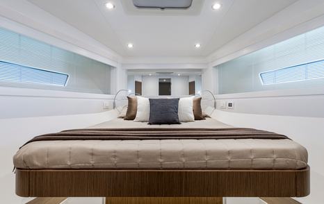 Itama 45RS master cabin