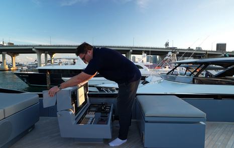 AB-120-Review-sundeck-jack-haines-control-panel