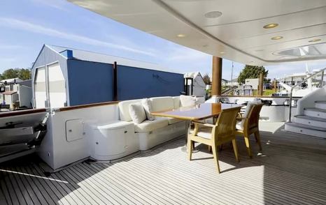 Benetti motor yacht Domani aft deck seating area 