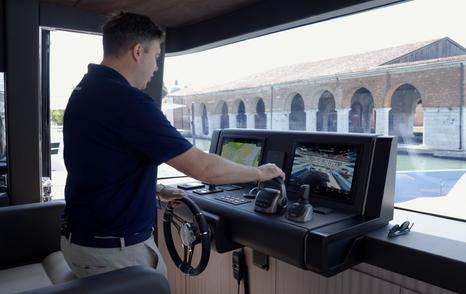 Standing driving position at the Manda S07 Berlinetta helm with Gussi steering wheel