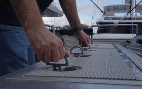 Arksen-85-Review-storage-lid