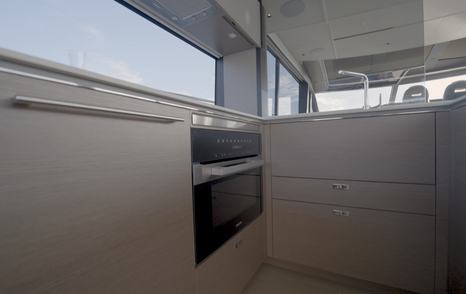 Princess-S80-galley-oven