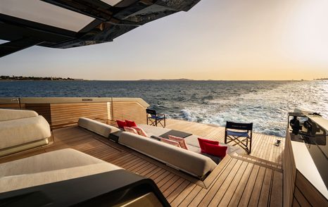 Wally-wallywhy100-sunset-aft-deck