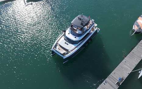 Prestige-M48-Review-marina-moving-out