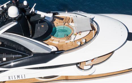 Superyacht Kismet upper deck with circular jacuzzi